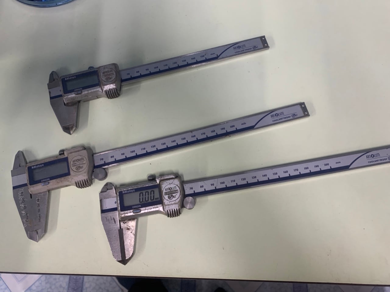 Calipers use in manufacturing